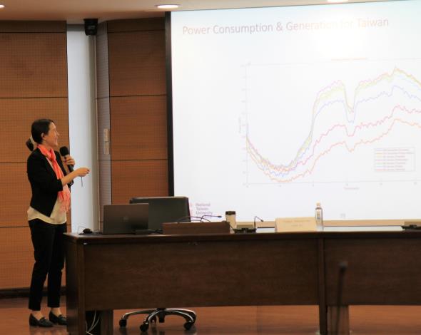 Prof. Katherine A. Kim (speaker)-2.JPG