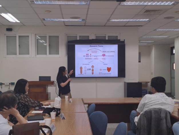 CNRS x NTU Mini-Symposium: Speaker Dr. Chia-Ying Chu