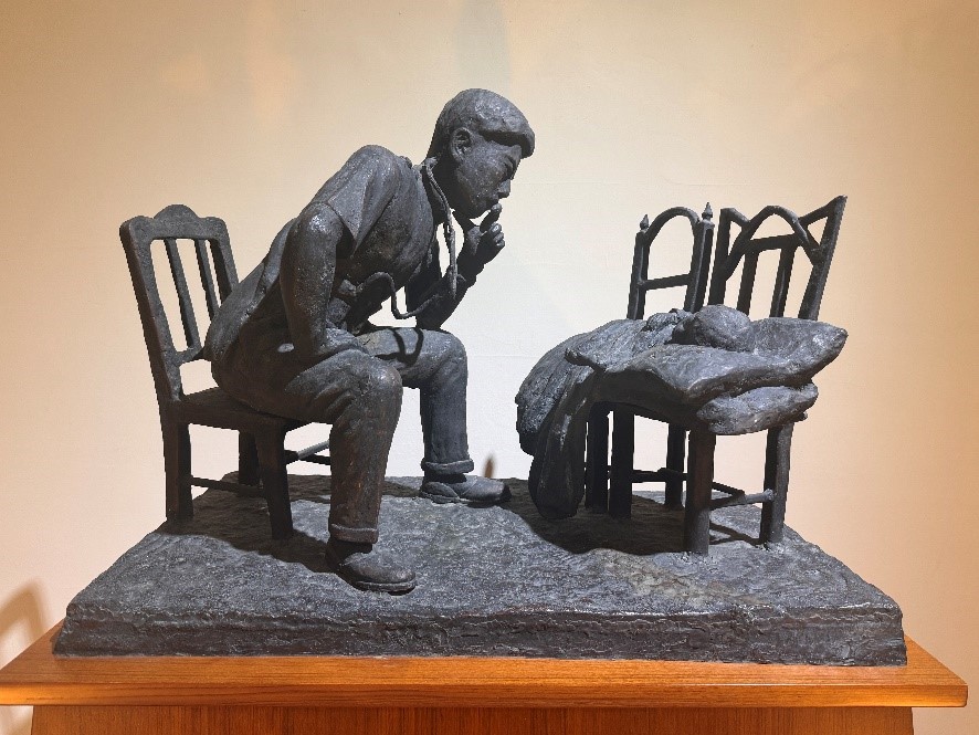 Exhibiting Medical Compassion: The Statue of a Doctor