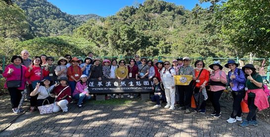 客家美食+南庄蓬萊溪護魚步道+雲水落羽松森林+南庄老街一日之旅