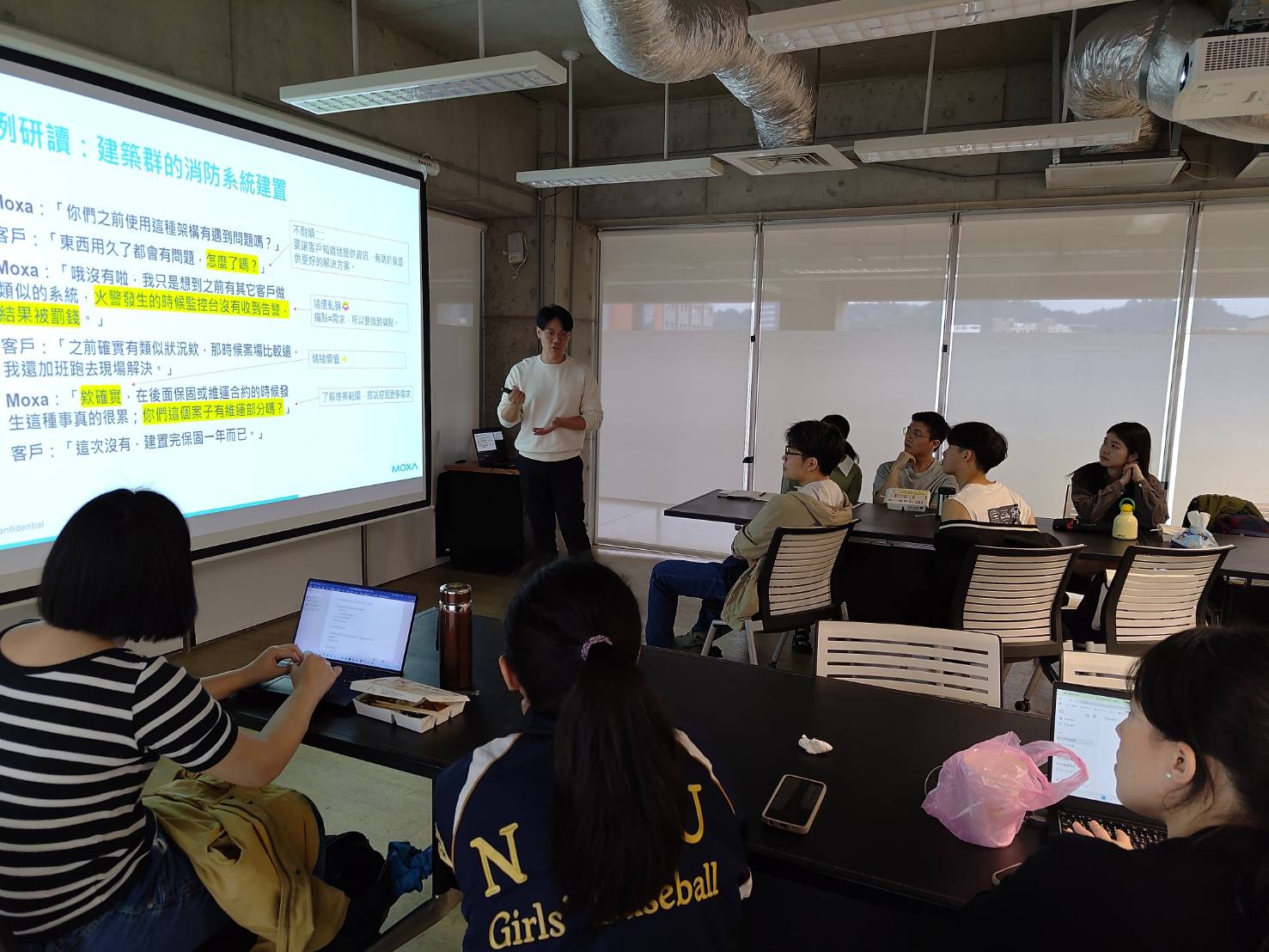 【活動紀錄】2025年4月10日 葉育誠、許薰文 「銷售如何創造商品的價值：以工業通訊設備為例」演講紀錄